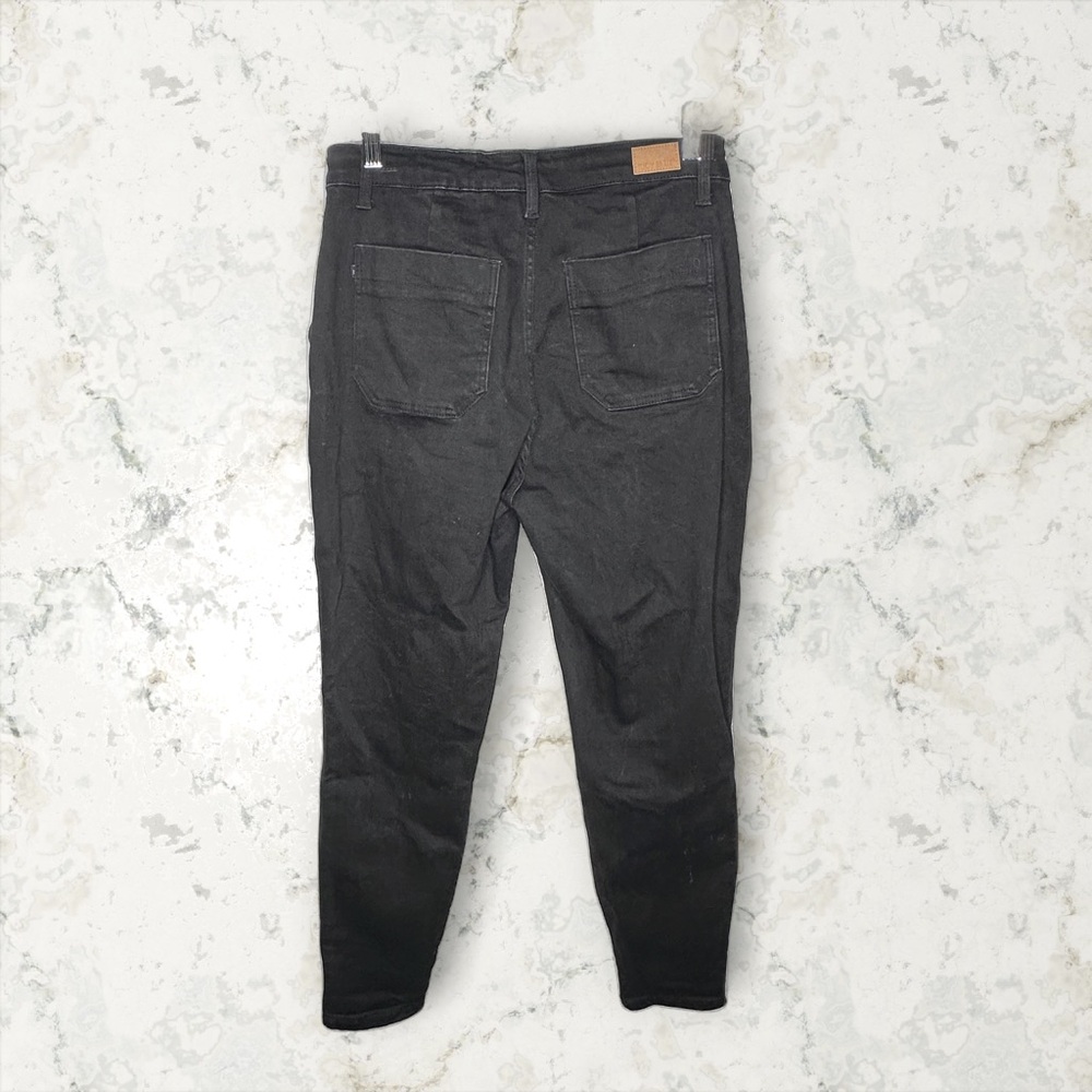 Judy Blue Jogger - Picture 4 of 10